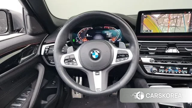 BMW 5 Series (G30) 2023 Серый из Кореи, фото 3