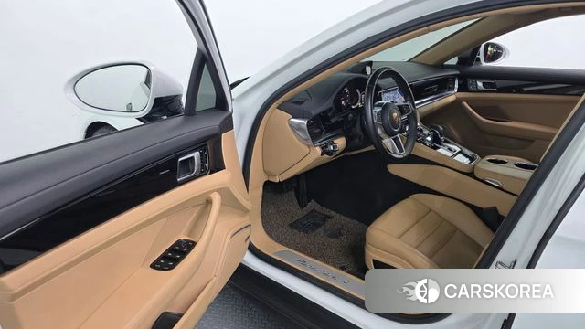 Porsche Panamera (971) 2018 Белый из Кореи, фото 3