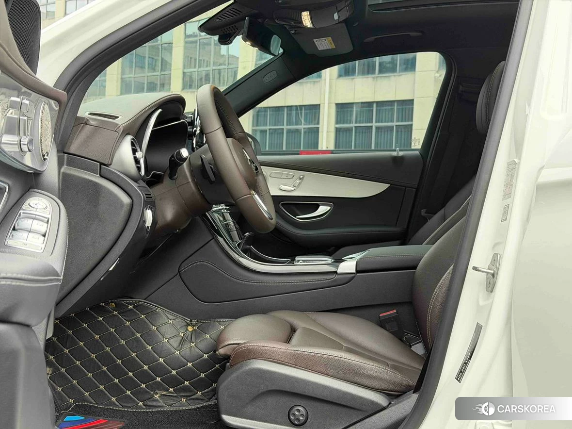 Mercedes-Benz GLC 2020 Белый из Китая, фото 3