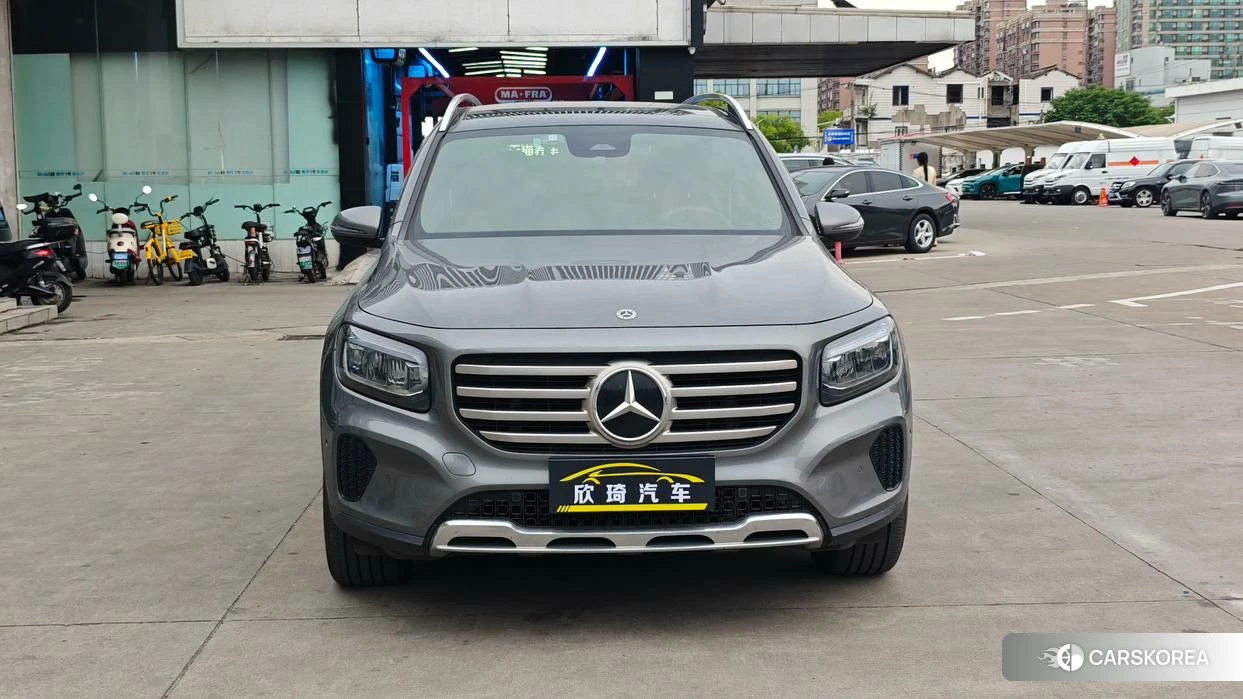 Mercedes-Benz GLB 2024 Темно-серый из Китая, фото 3