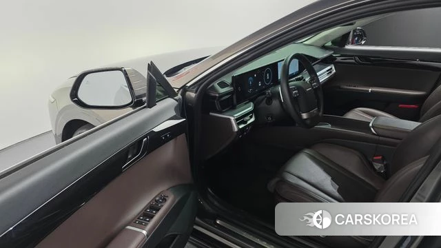 Hyundai Grandeur (GN7) 2023 Песочный из Кореи, фото 3