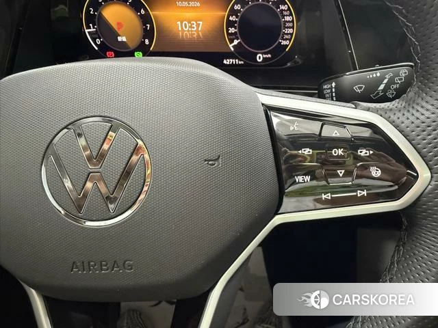Volkswagen Tourang 2024 Черный из Китая, фото 3