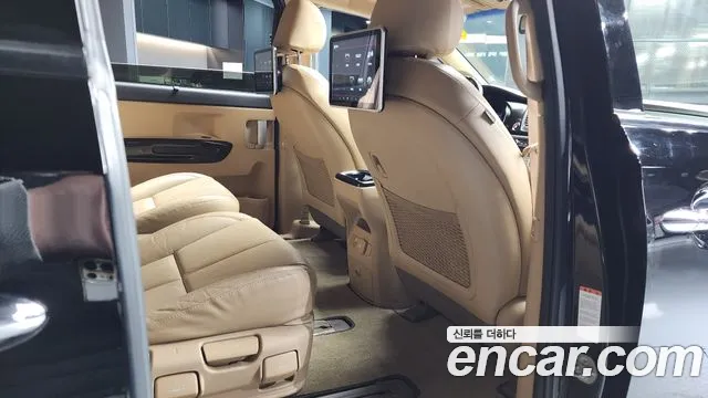 Kia The New Carnival id 2430406 из Кореи 3