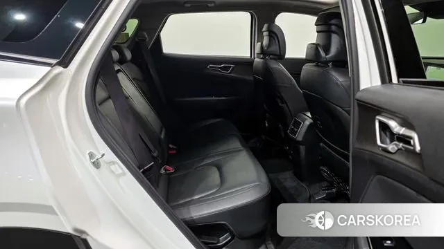 Kia Sportage 5th Generation Hybrid 2022 Белый из Кореи, фото 3