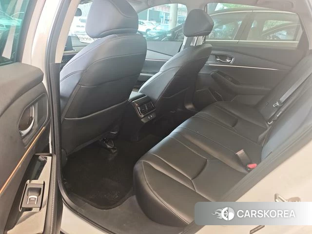 Honda Accord 2023 Белый из Китая, фото 3