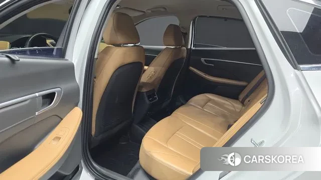 Hyundai Sonata (DN8) 2019 Белый из Кореи, фото 3