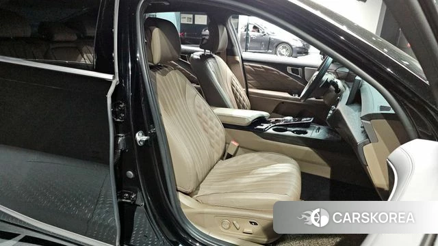 Kia K8 2023 Черный из Кореи, фото 3