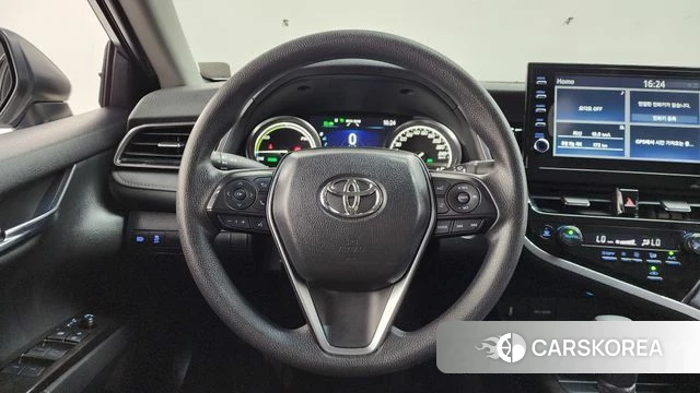 Toyota Camry (XV70) 2023 Белый из Кореи, фото 3