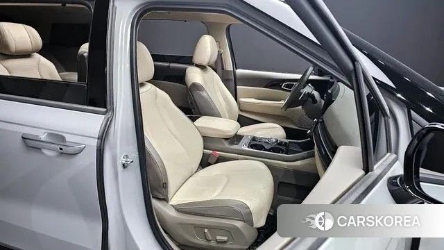 Kia The New Carnival 4th Generation 2024 Серебряный из Кореи, фото 3