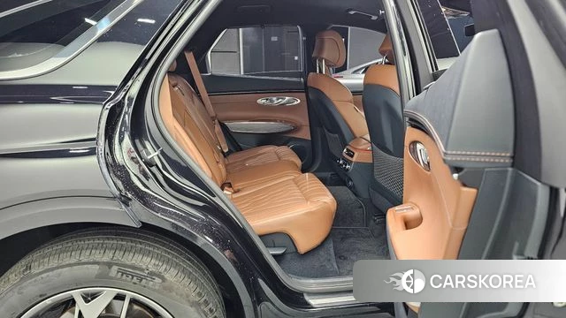 Genesis GV70 2022 Черный из Кореи, фото 3