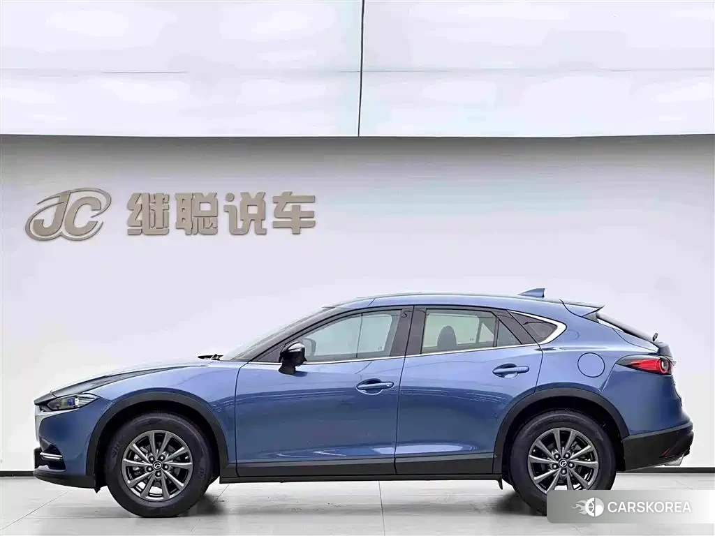 Mazda CX-4 2021 Синий из Китая, фото 3