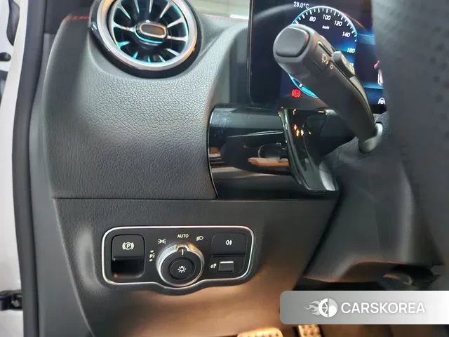 Mercedes-Benz EQA H243 id 2883801 из Кореи 3