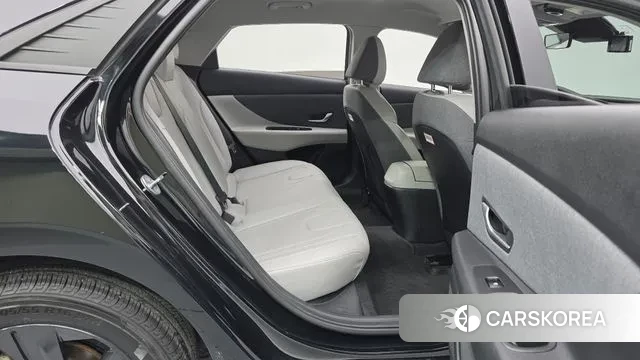 Hyundai Avante (CN7) 2022 Черный из Кореи, фото 3