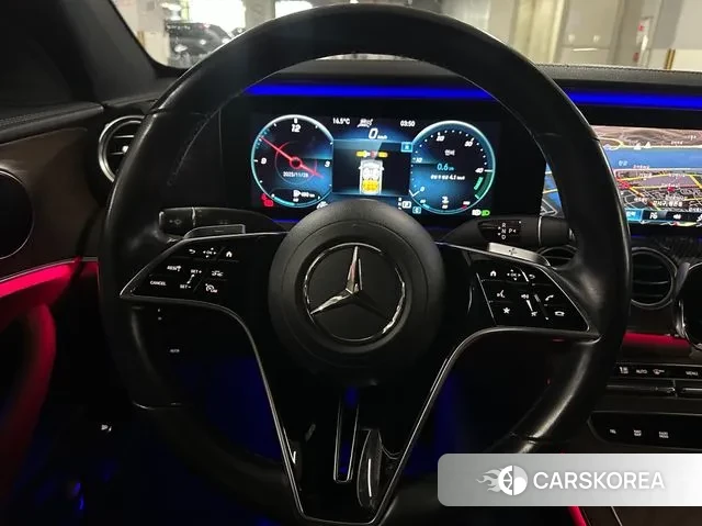 Mercedes-Benz E-Class W213 2021 Белый из Кореи, фото 3