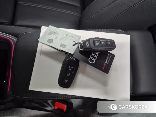 Audi Q5 (80A) 2025 Черный из Кореи, фото 3