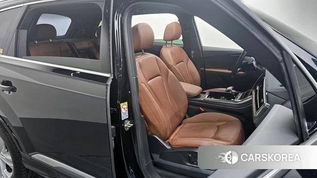 Audi Q7 (4M) 2021 Черный из Кореи, фото 3