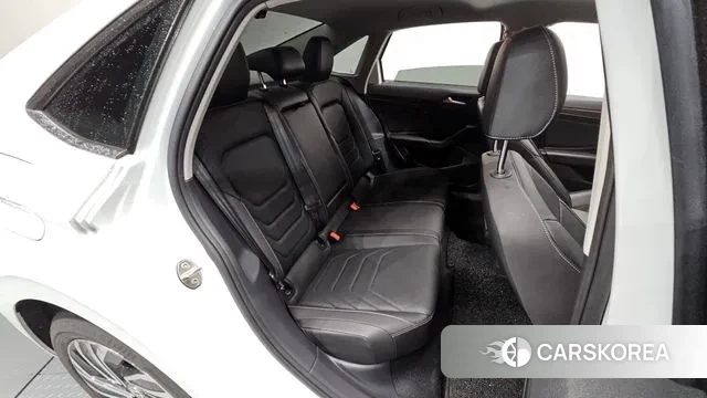 Volkswagen 7th Generation of Jetta 2021 Белый из Кореи, фото 3