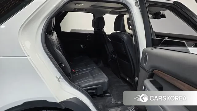 Land Rover Discovery 5 2018 Белый из Кореи, фото 3