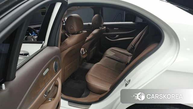 Mercedes-Benz E-Class W213 2019 Белый из Кореи, фото 3