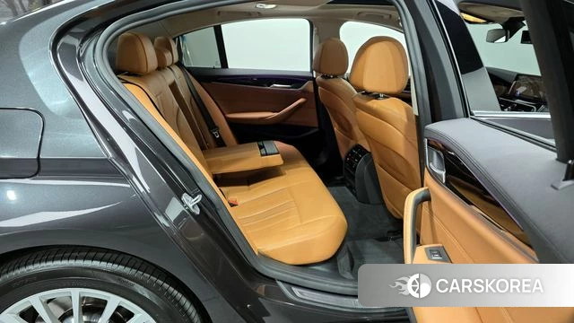 BMW 5 Series (G30) 2020 Серый из Кореи, фото 3