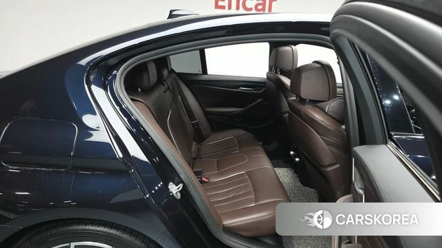 BMW 5 Series (G30) 2021 Черный из Кореи, фото 3