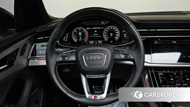 Audi Q8 (4M) 2023 Белый из Кореи, фото 3