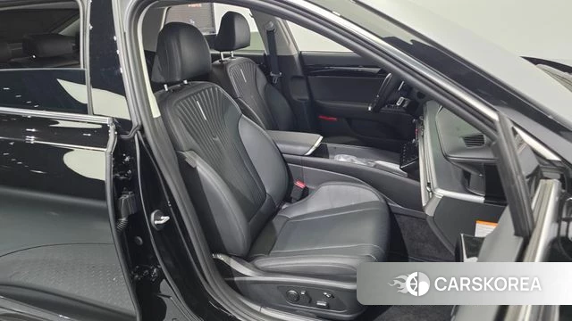 Hyundai Grandeur Hybrid (GN7) 2024 Черный из Кореи, фото 3