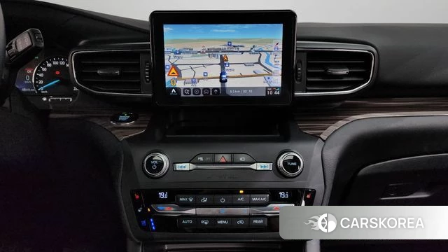 Ford Explorer 6th Generation 2019 Белый из Кореи, фото 3