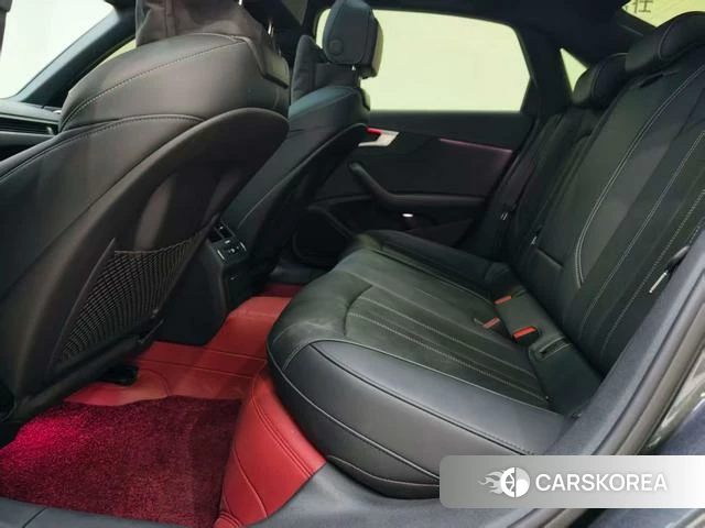 Audi A4L 2025 Темно-серый из Китая, фото 3
