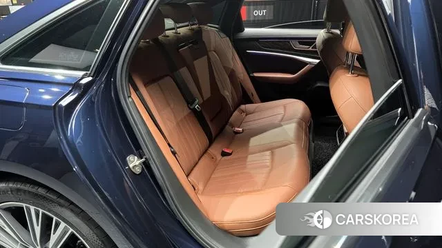 Audi A6 (C8) 2023 Синий из Кореи, фото 3