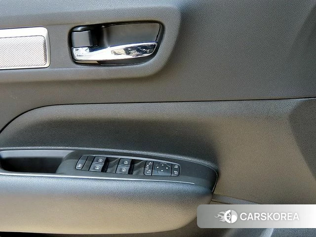 Renault Korea (Samsung) The New QM6 2021 Цвет галактики из Кореи, фото 3
