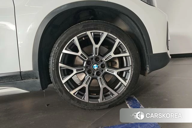 BMW X1 2022 Белый из Китая, фото 3
