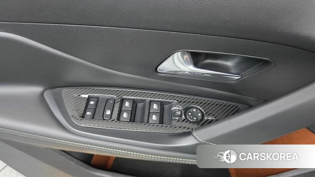 Peugeot 308 Third generation 2023 Белый из Кореи, фото 3