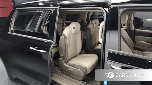 Kia Carnival 4th generation 2021 Черный из Кореи, фото 3