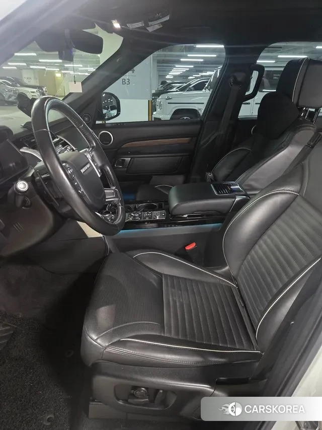 Land Rover Discovery 5 2018 Белый из Кореи, фото 3