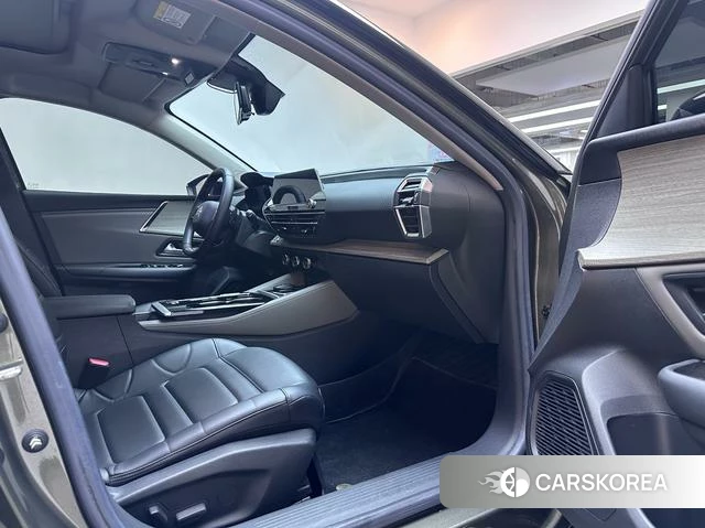Citroen Versailles C5 X 2023 Другой из Китая, фото 3