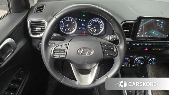 Hyundai Venue 2022 Белый из Кореи, фото 3