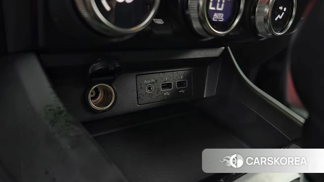 Renault Korea (Samsung) XM3 2022 Красный из Кореи, фото 3