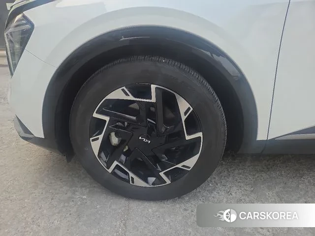 Kia Sportage 5th Generation 2022 Белый из Кореи, фото 3