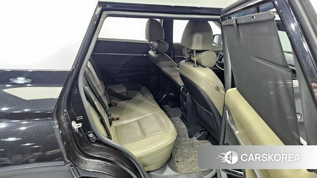 Ssangyong Torres 2023 Черный из Кореи, фото 3