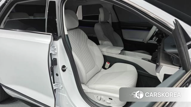 Hyundai Grandeur Hybrid (GN7) 2025 Белый из Кореи, фото 3