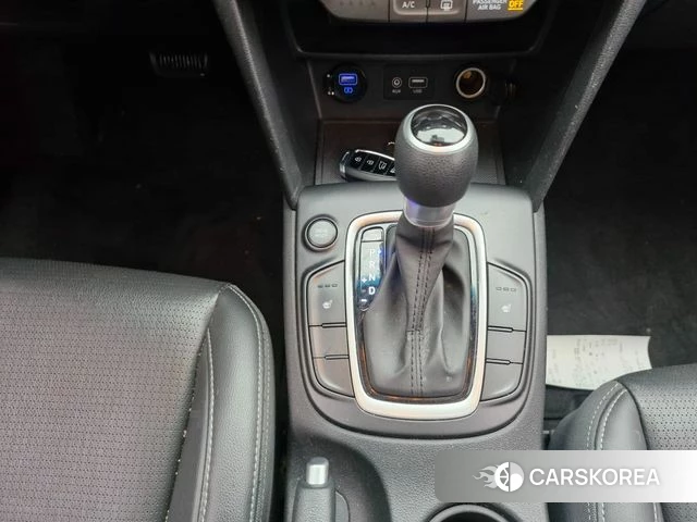 Hyundai Kona 2019 Белый из Кореи, фото 3