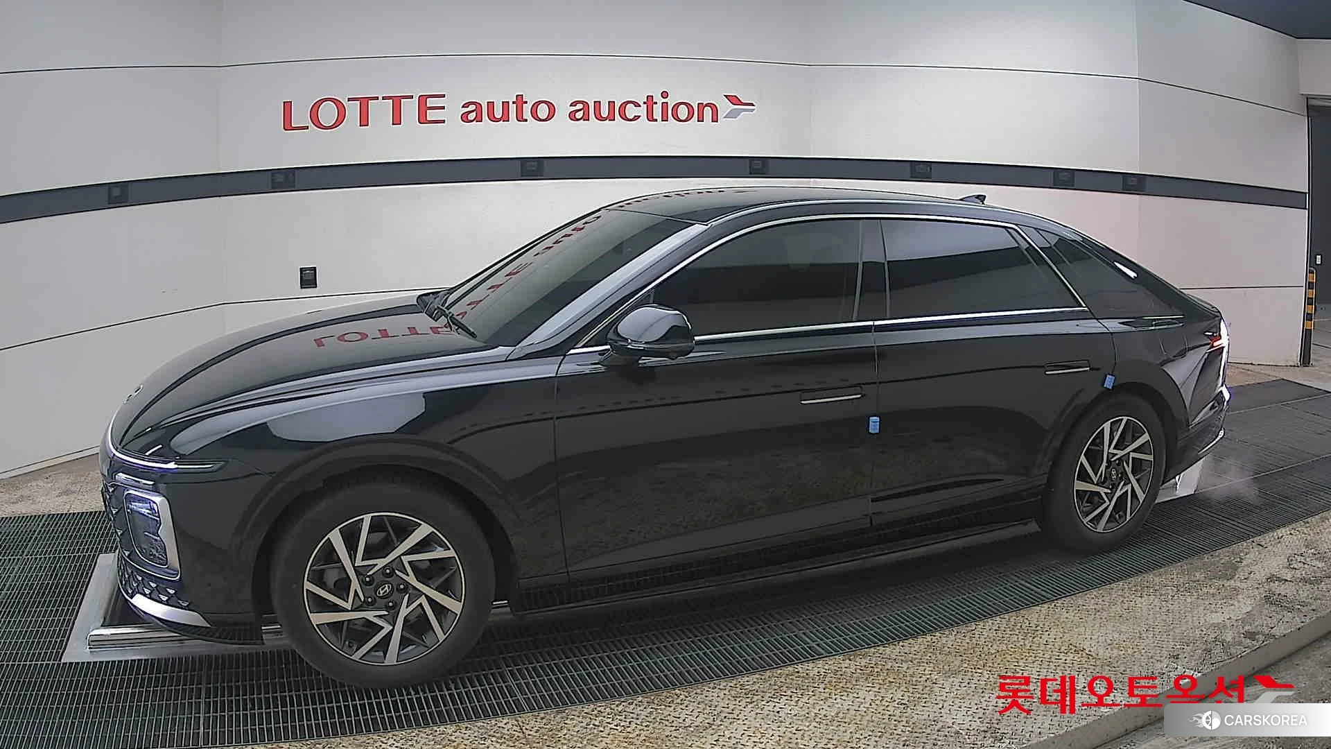 Hyundai Grandeur 2023 Abyss Black Pearl из Кореи, фото 3