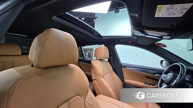 BMW 5 Series (G30) 2023 Черный из Кореи, фото 3