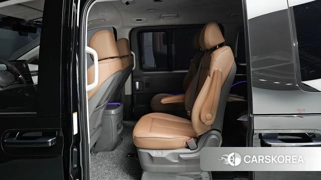 Hyundai Staria 2025 Черный из Кореи, фото 3