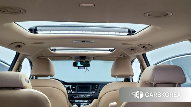 Kia The New Carnival 2018 Белый из Кореи, фото 3