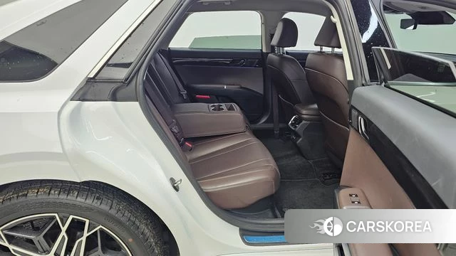 Hyundai Grandeur Hybrid (GN7) 2023 Белый из Кореи, фото 3