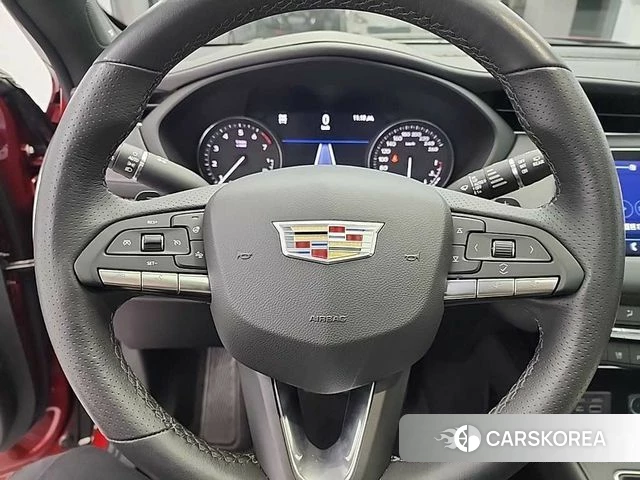 Cadillac XT4 2022 Красный из Кореи, фото 3