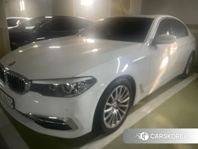BMW 5 Series (G30) 2019 Белый из Кореи, фото 3