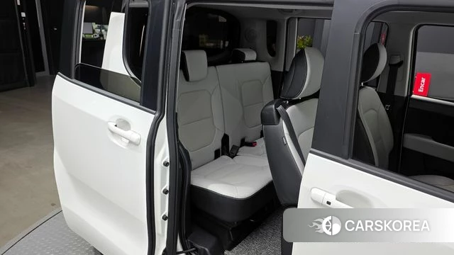 Kia The New Kia Ray EV 2023 Белый из Кореи, фото 3